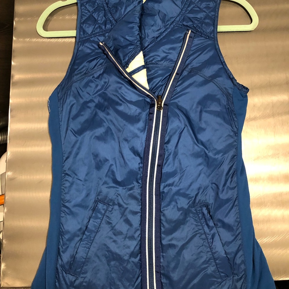 Women’s lulu lemon vest